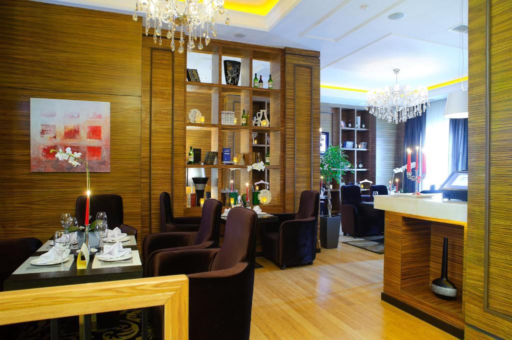 Jelsomino Boutique Hotel Asztana Kültér fotó