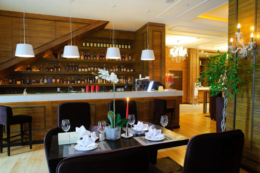 Jelsomino Boutique Hotel Asztana Kültér fotó