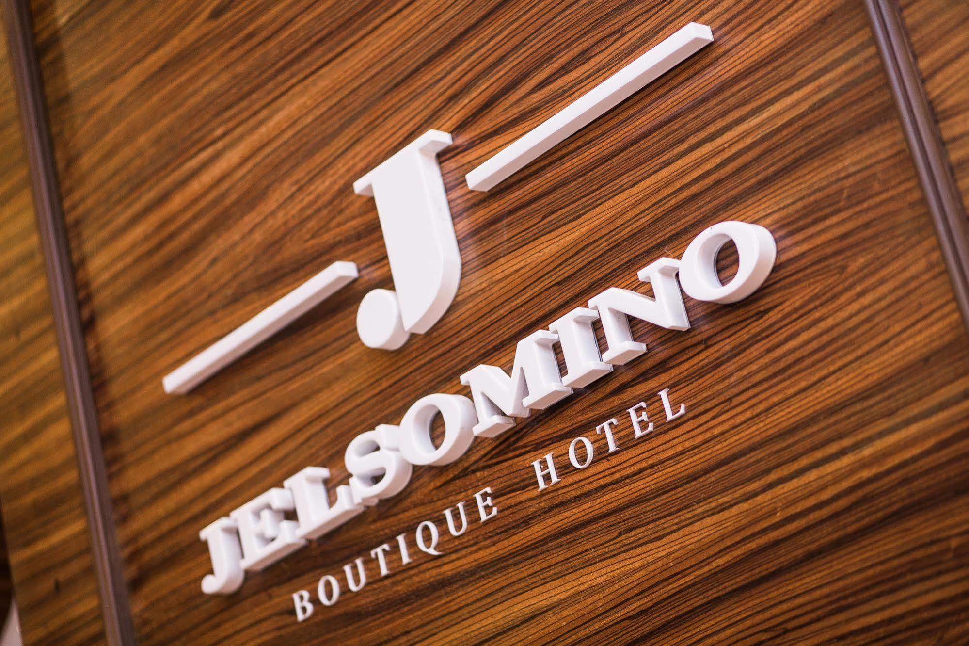 Jelsomino Boutique Hotel Asztana Kültér fotó