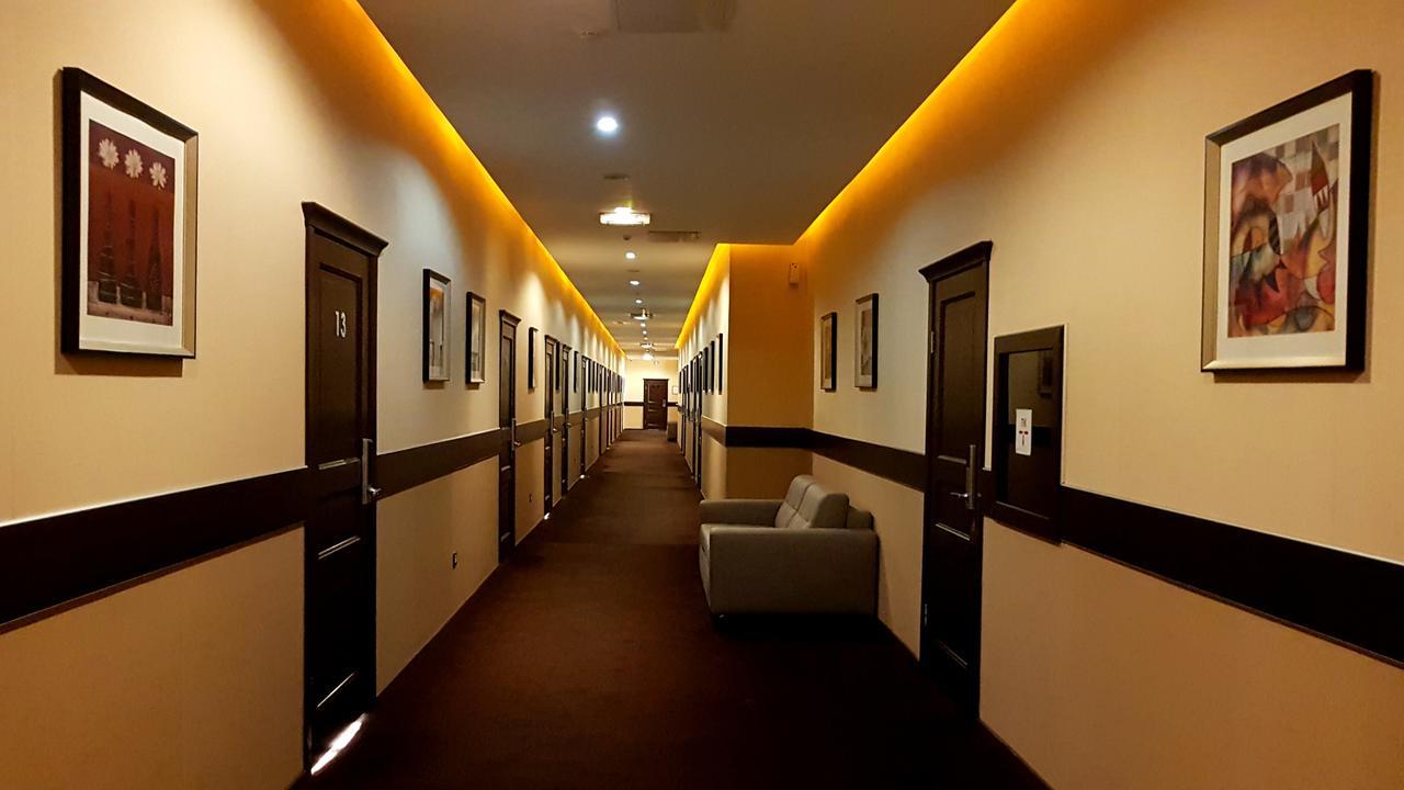 Jelsomino Boutique Hotel Asztana Kültér fotó