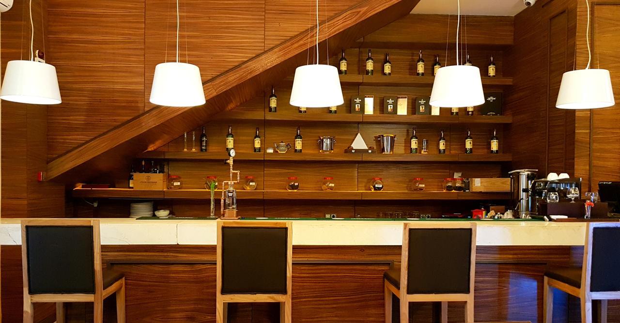 Jelsomino Boutique Hotel Asztana Kültér fotó