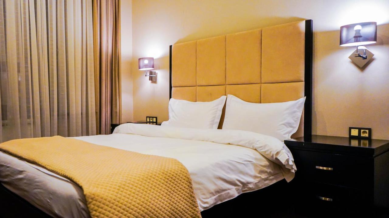 Jelsomino Boutique Hotel Asztana Kültér fotó